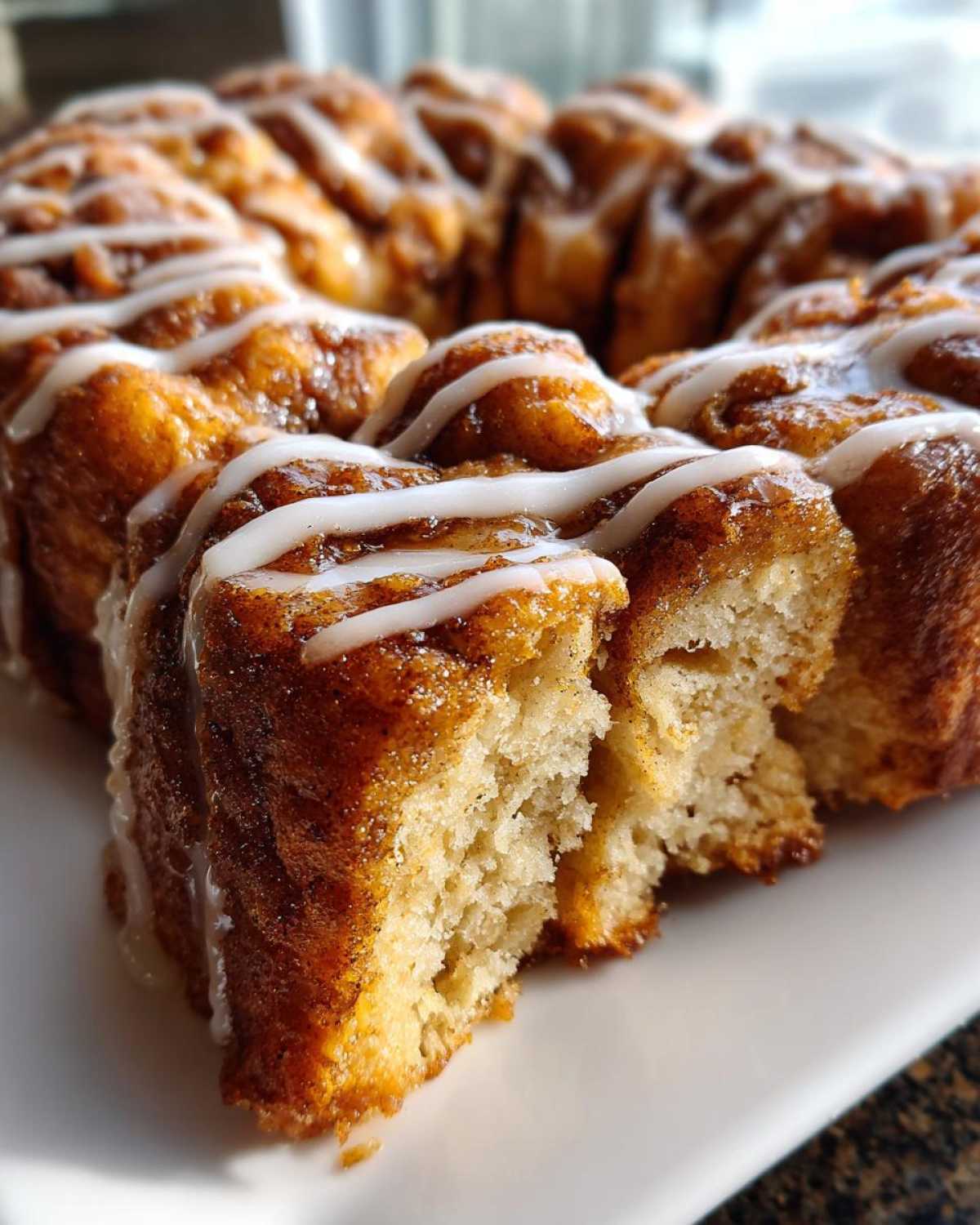 Cinnamon Roll Monkey Bread - detail 2