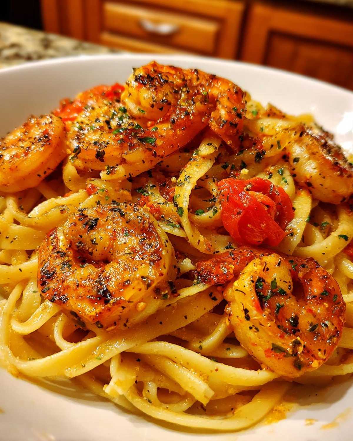Creamy Cajun Shrimp Pasta - detail 3