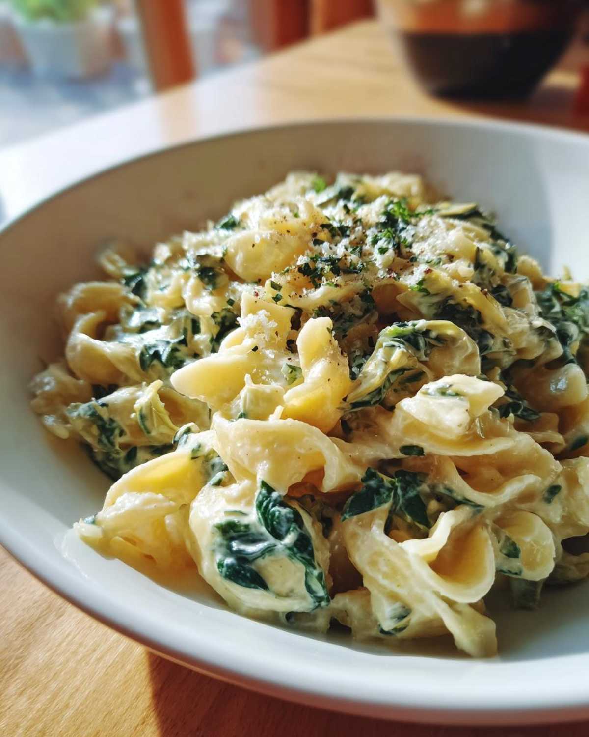 Creamy Spinach Artichoke Pasta - detail 1