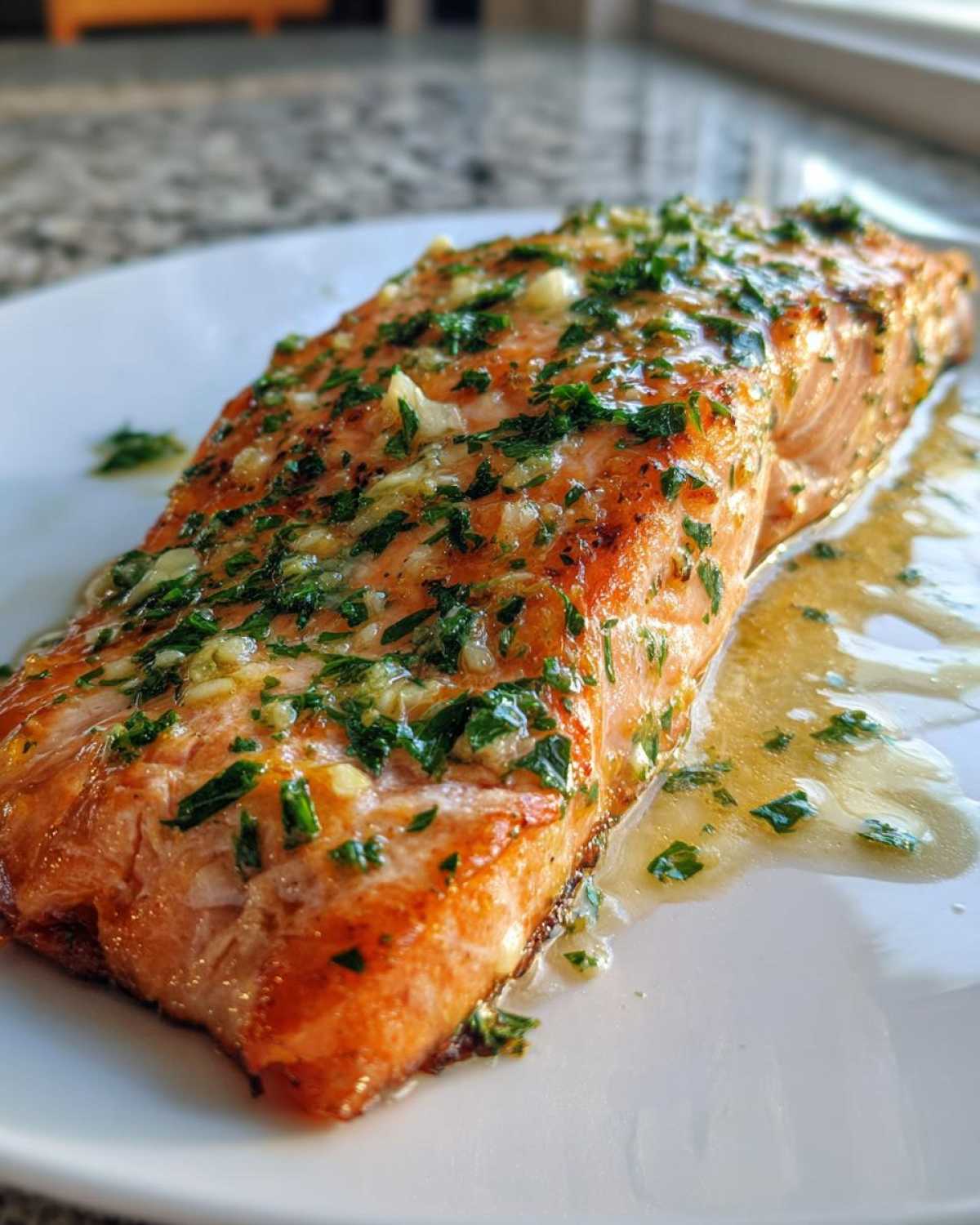 Garlic Butter Roasted Salmon - detail 3