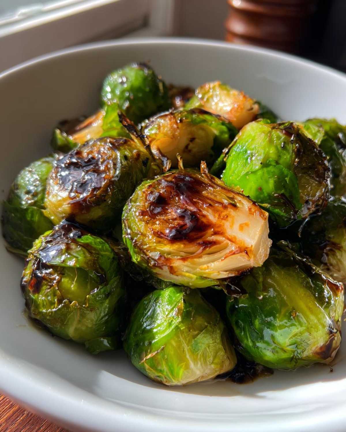 Roasted Brussels Sprouts with Balsamic Glaze - detail 4