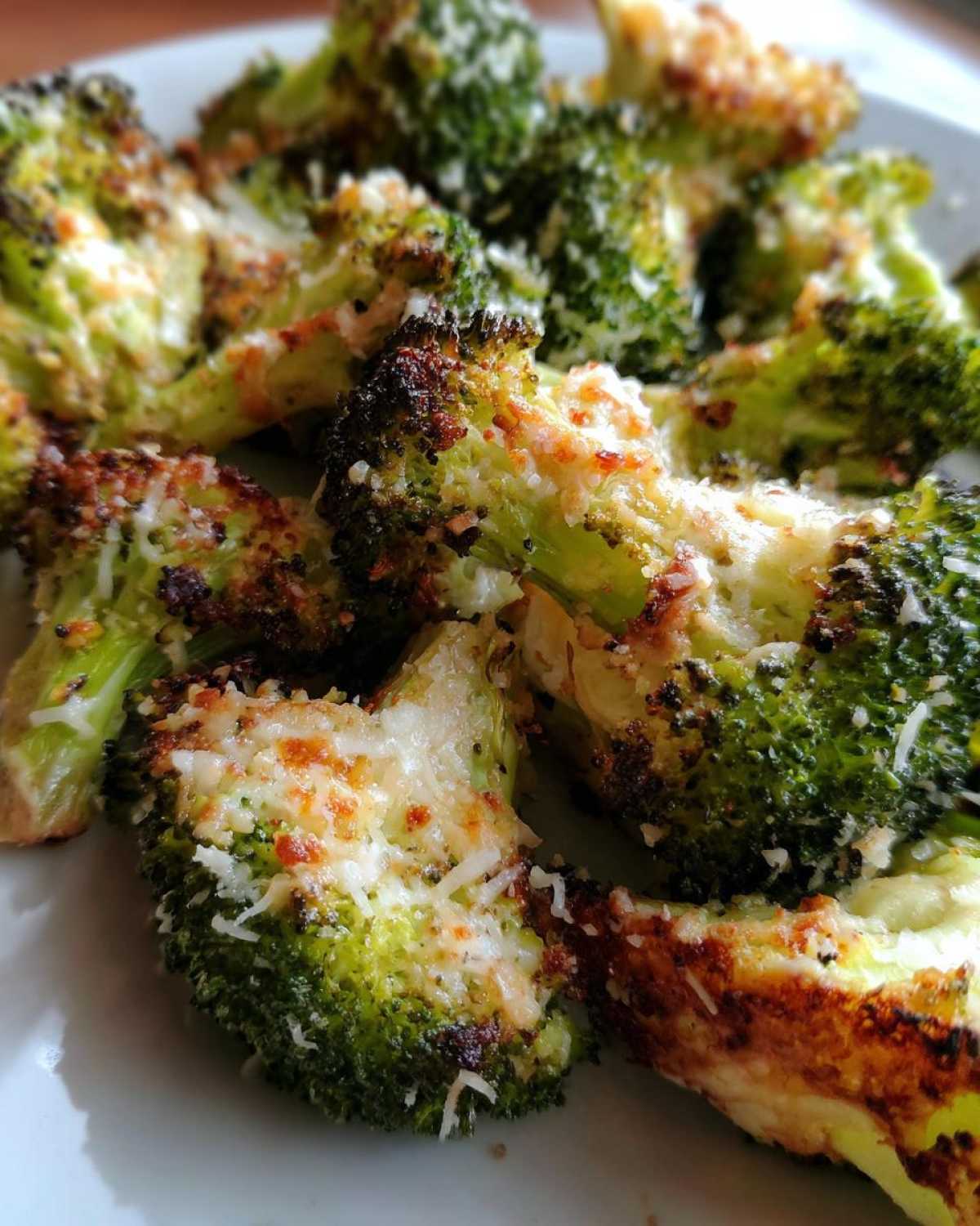 Roasted Garlic Parmesan Broccoli - detail 4