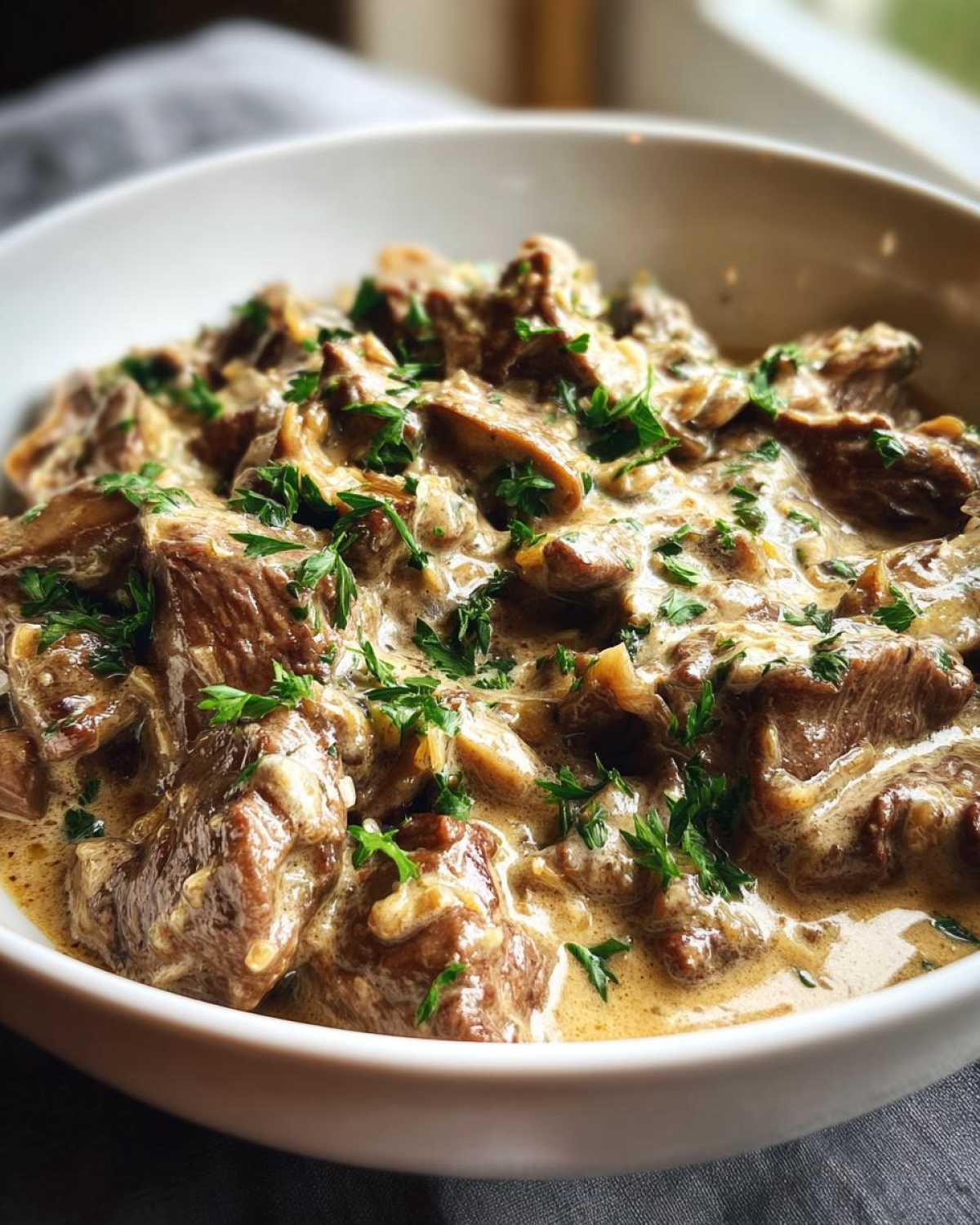 Slow Cooker Beef Stroganoff - detail 4