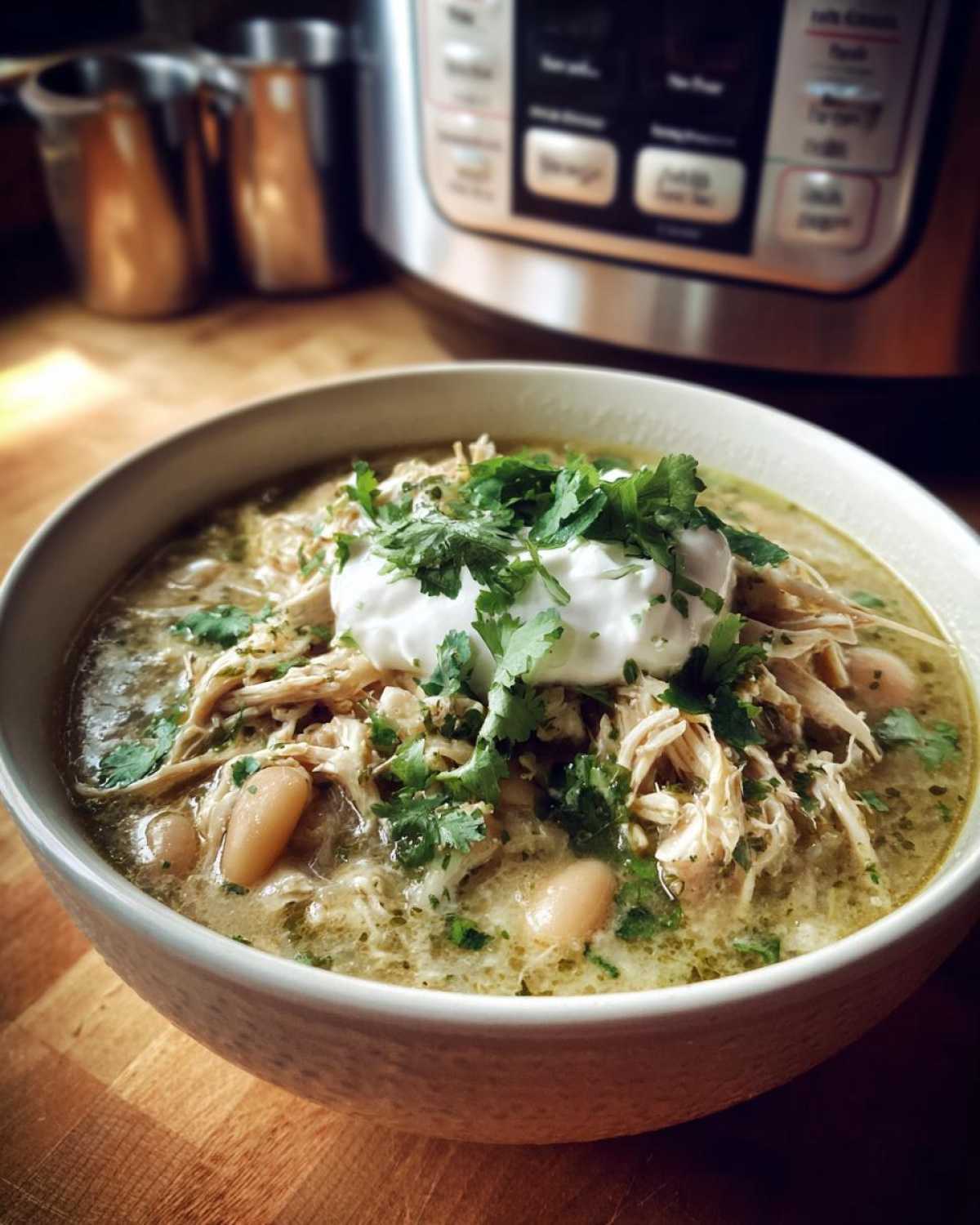 Slow Cooker White Chicken Chili - detail 1