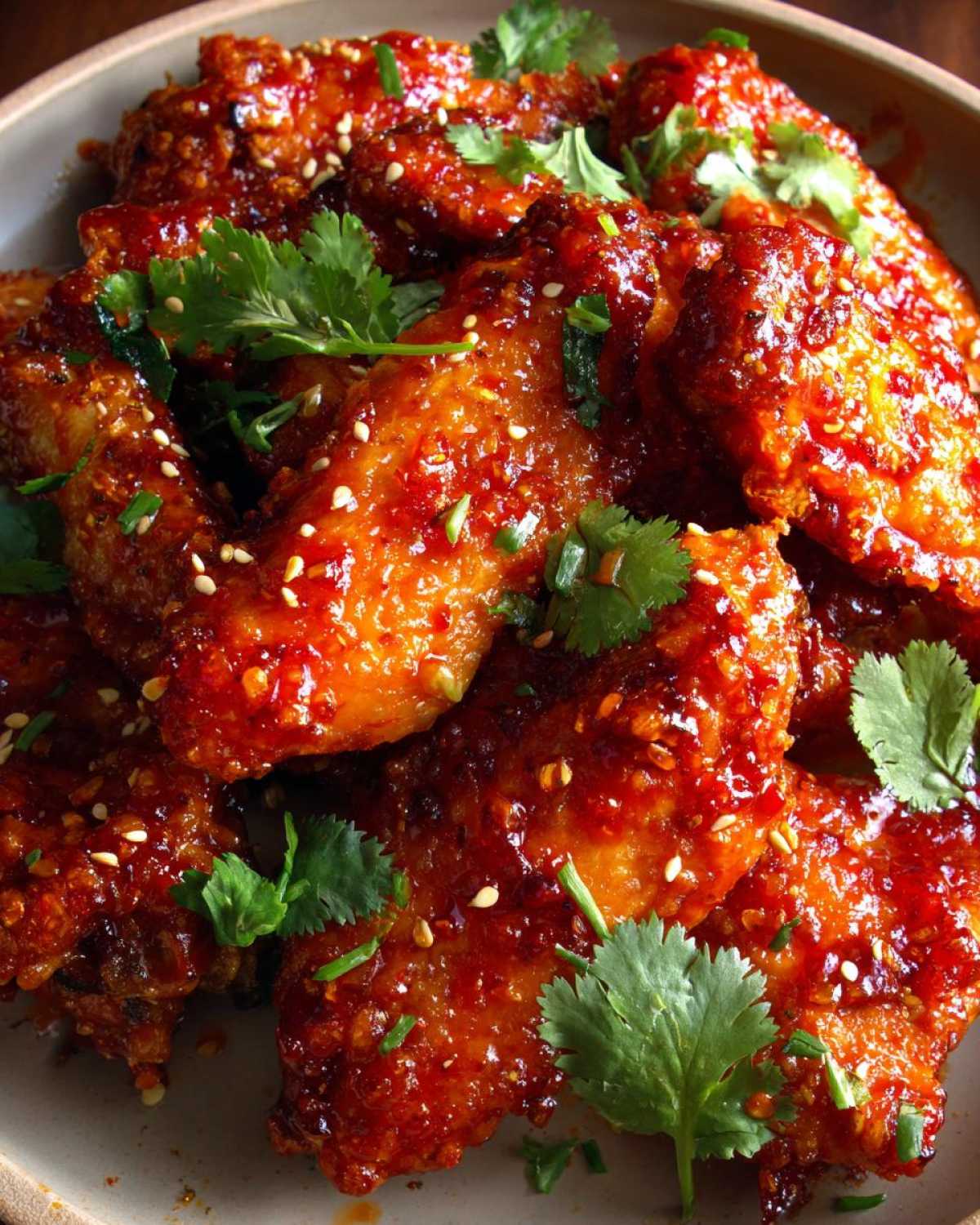 Spicy Sriracha-Honey Chicken Wings - detail 1